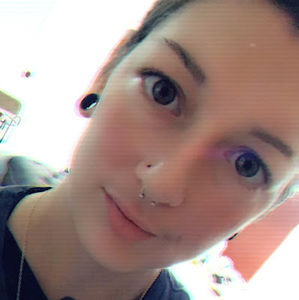 Meet your Posher, Shea